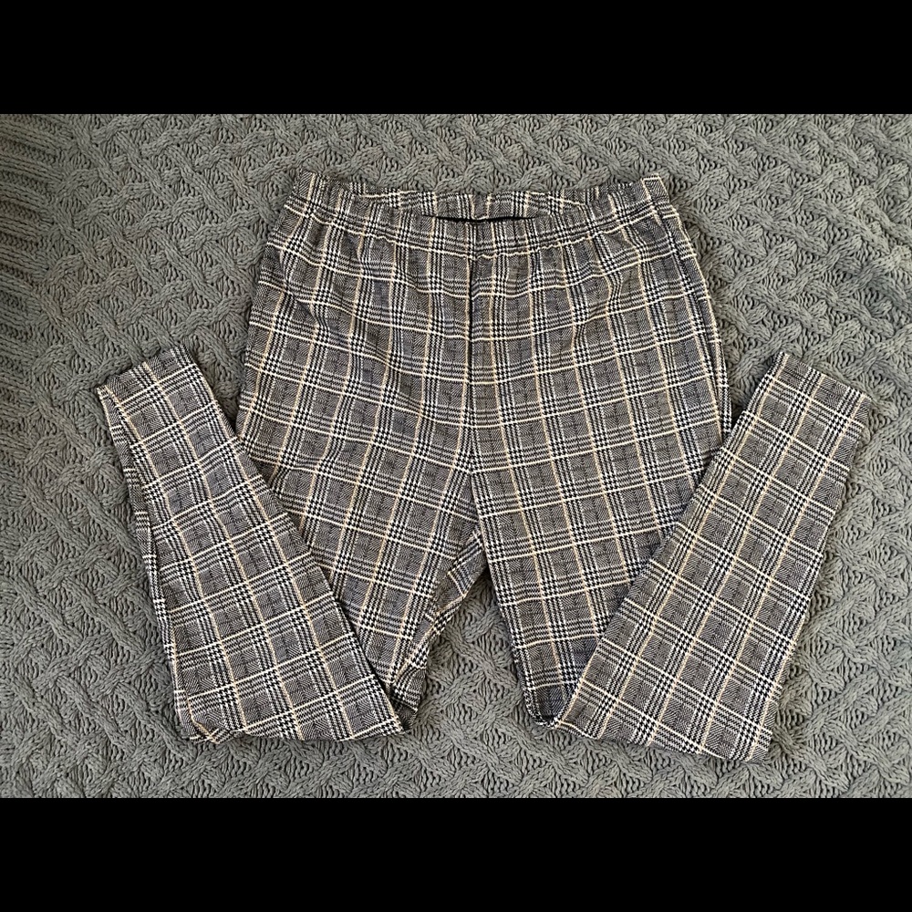 Houndstooth Jeggings.